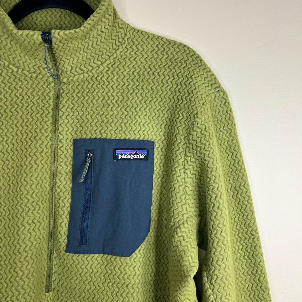 Patagonia R1 Air 1/2 Zip Fleece Pullover - Picture 4 of 6